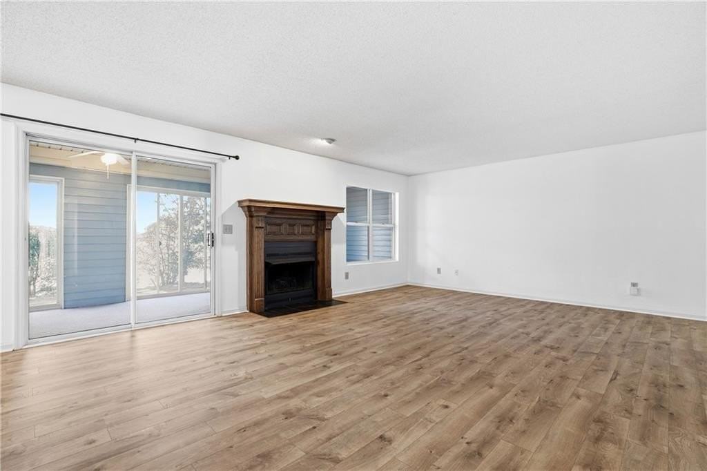 4055 Whitehall Way - Photo 2 of 27