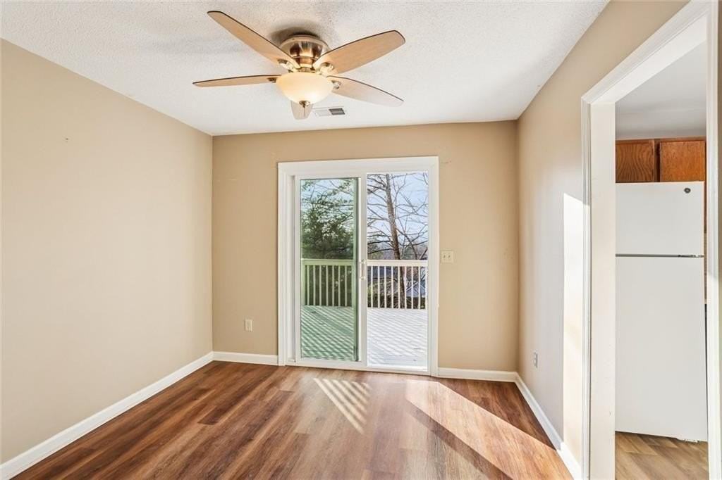 1559 Cedar Bluff Trl - Photo 5 of 11