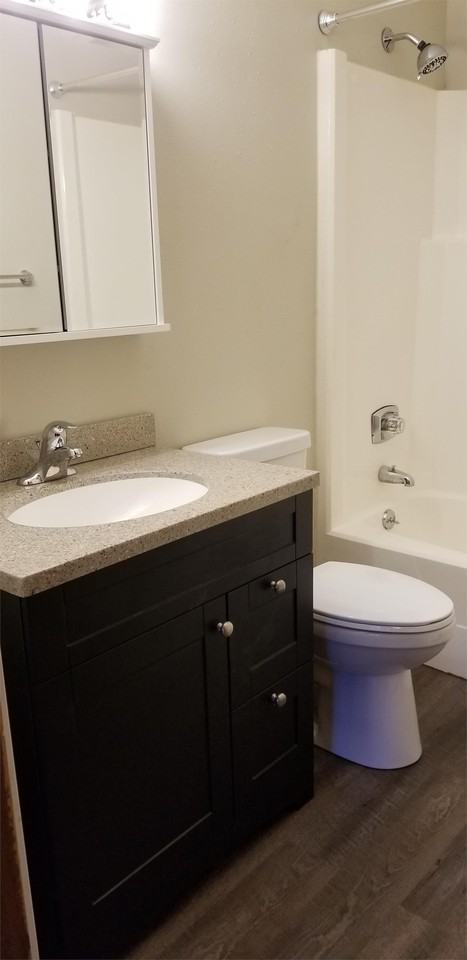 1100 & 1120 19th St. - Photo 4 of 9