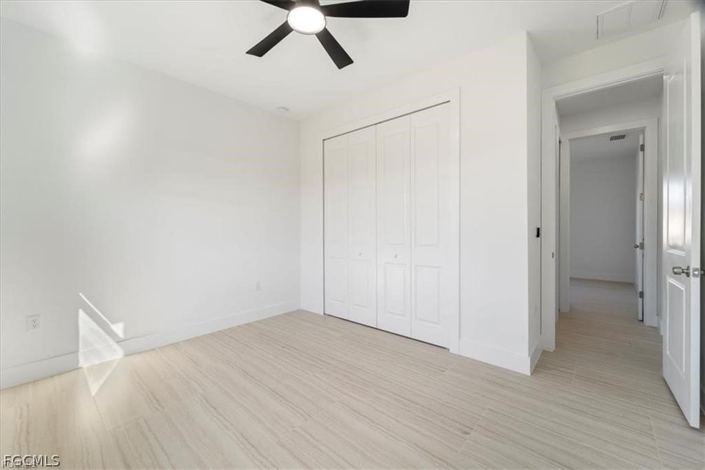 5306 Lee St - Photo 7 of 14