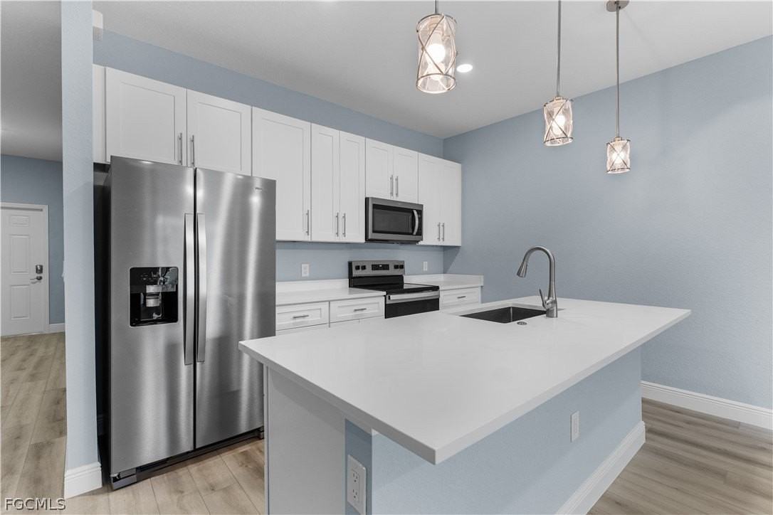 700 Broadway Ave - Photo 4 of 25