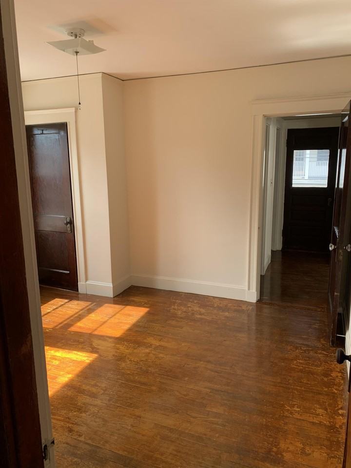 129 Albion St. - Photo 2 of 13