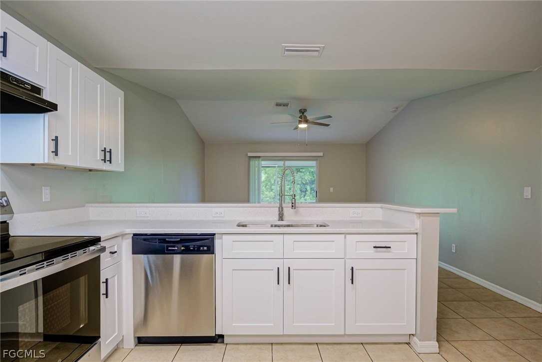 704 Ichabod Ave - Photo 7 of 22