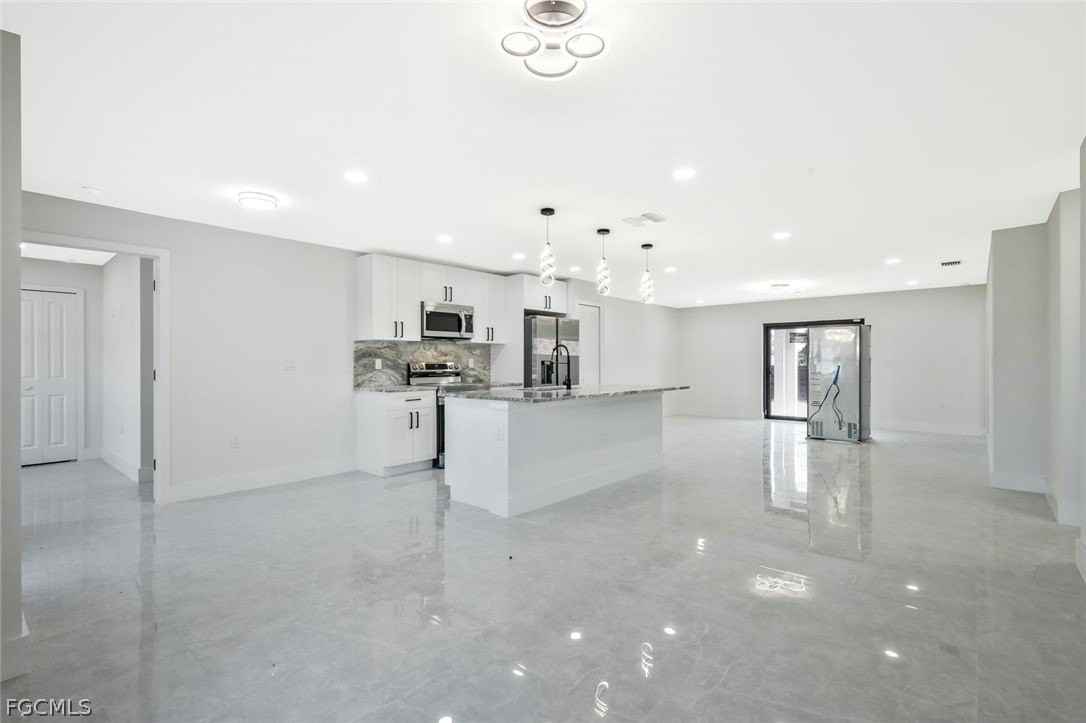 3411 27th St Sw - Photo 5 of 25