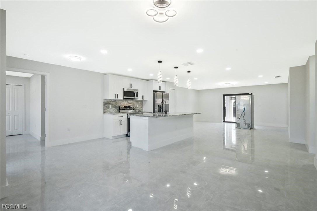 3413 27th St Sw - Photo 2 of 22