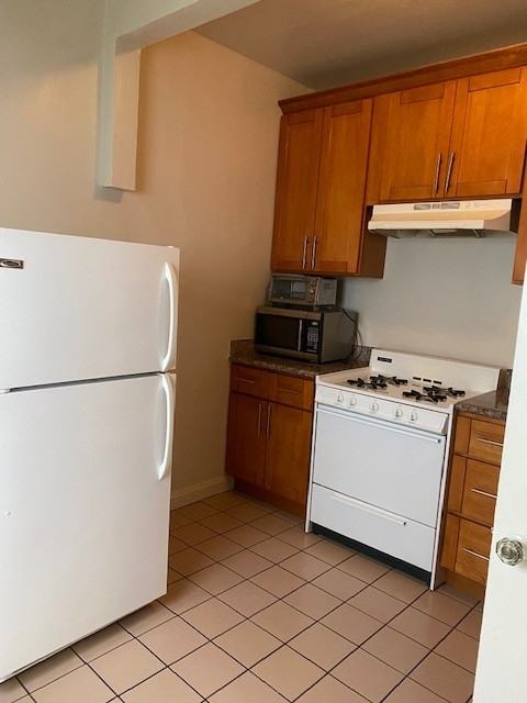 1760 Walnut Street - Photo 4 of 11