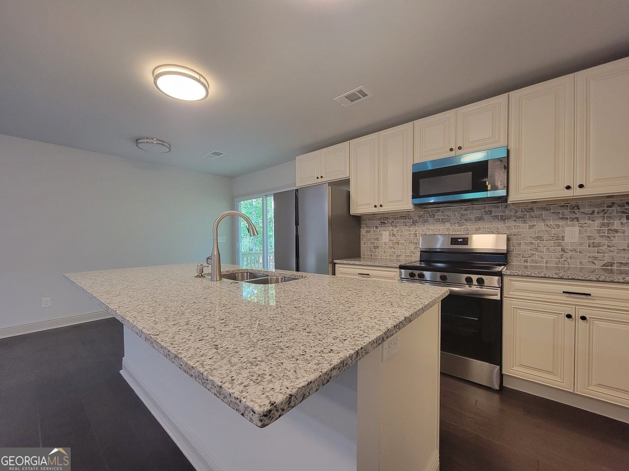 402 Loblolly Ridge Rd - Photo 3 of 23