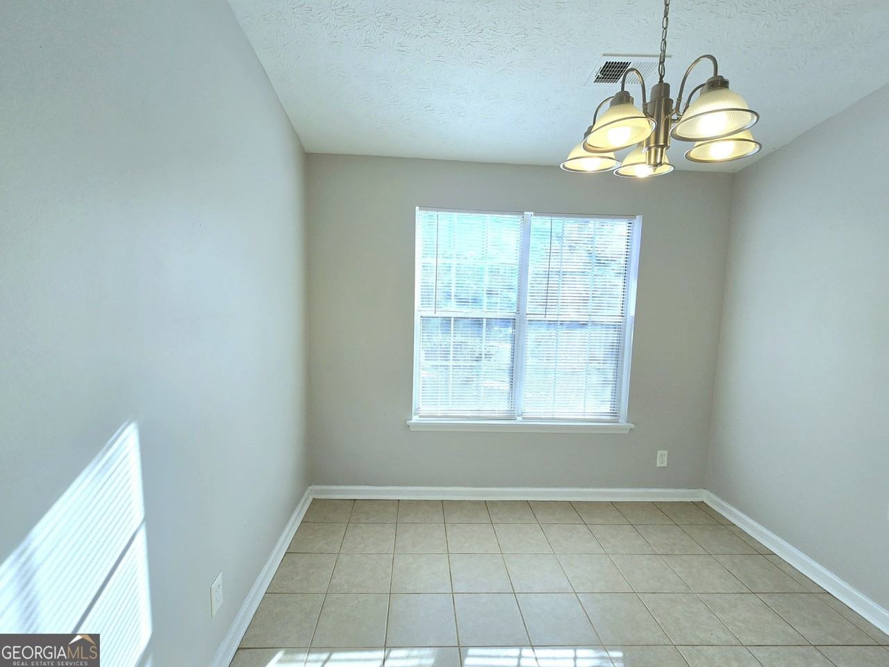 8087 Fieldstream Way - Photo 7 of 18