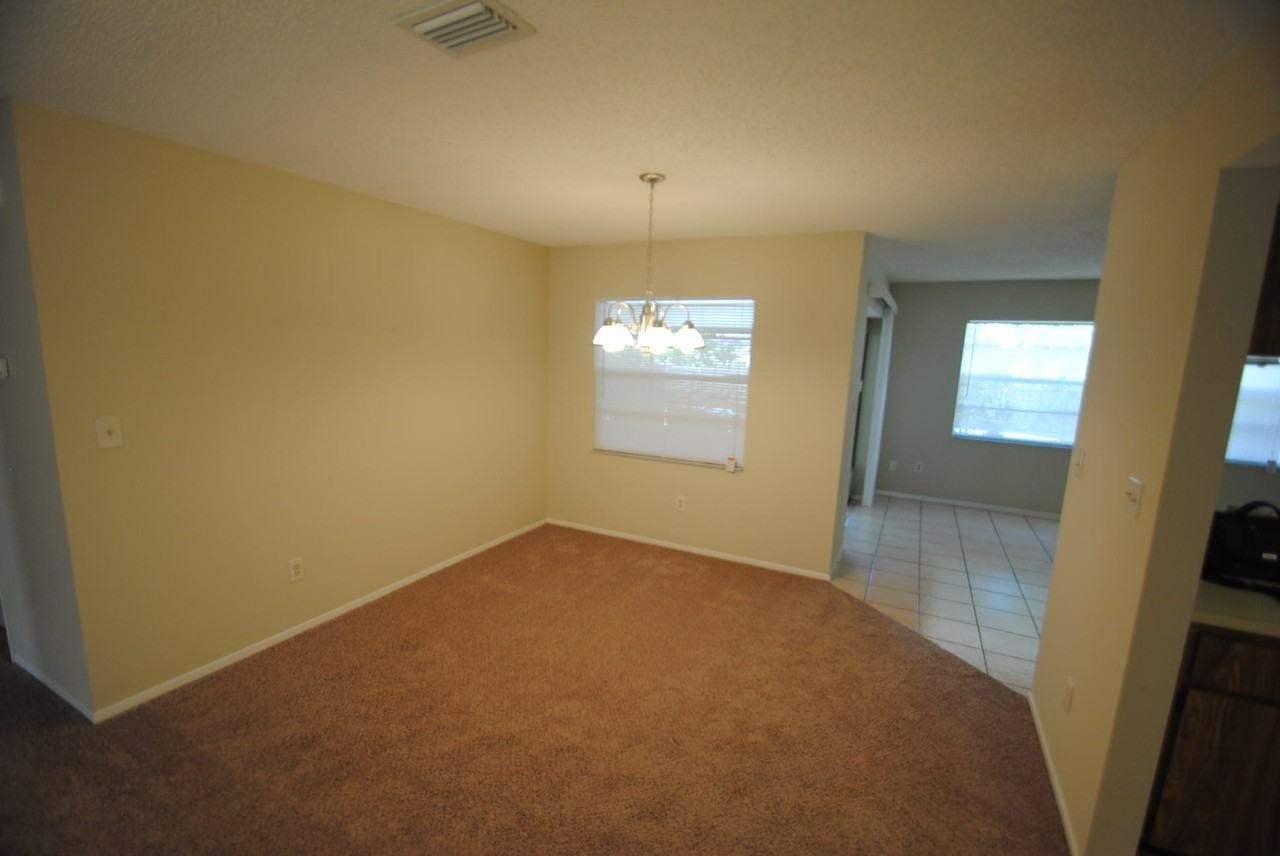 10509 10509 Out Island Dr - Photo 3 of 9