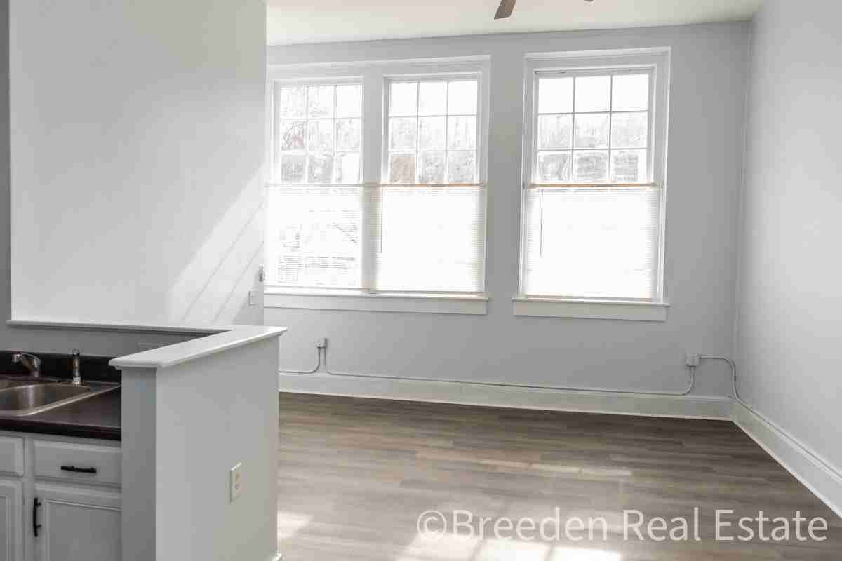 341-01: East Harper Ave Apartments - Photo 4 of 20