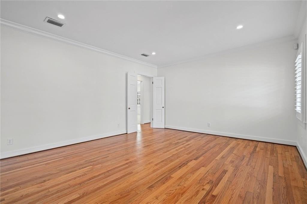 3521 Stillwood Ln W - Photo 3 of 28