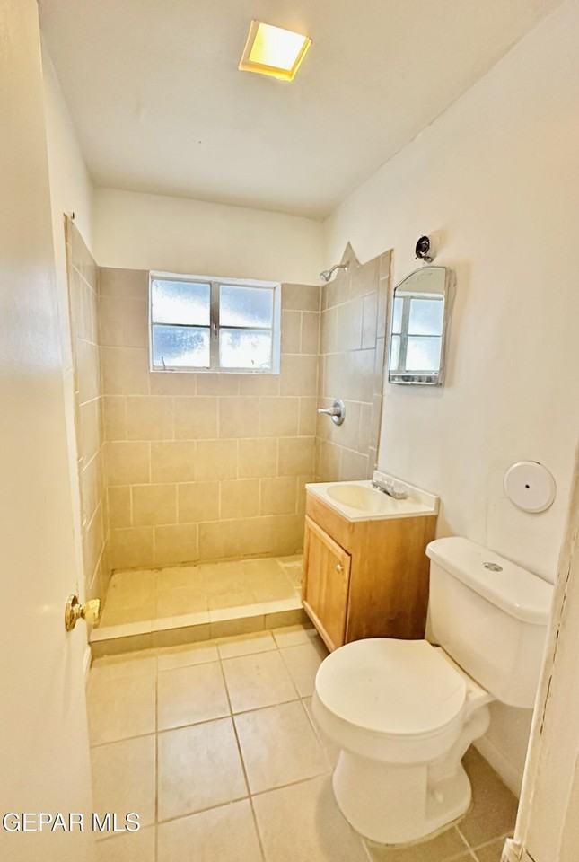 1707 N Stanton St Apt 2 #2 - Photo 7 of 7