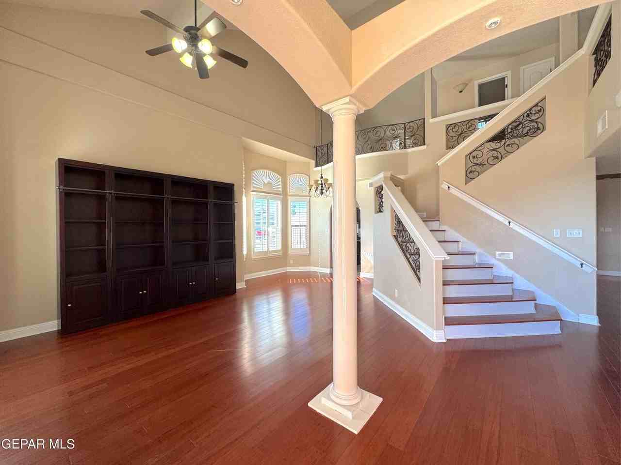 413 Claiborne St - Photo 3 of 38