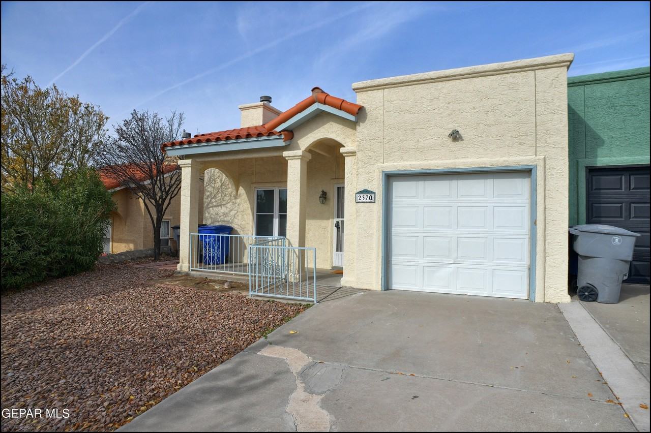 237 N Alto Mesa Dr Unit A #A - Photo 3 of 41