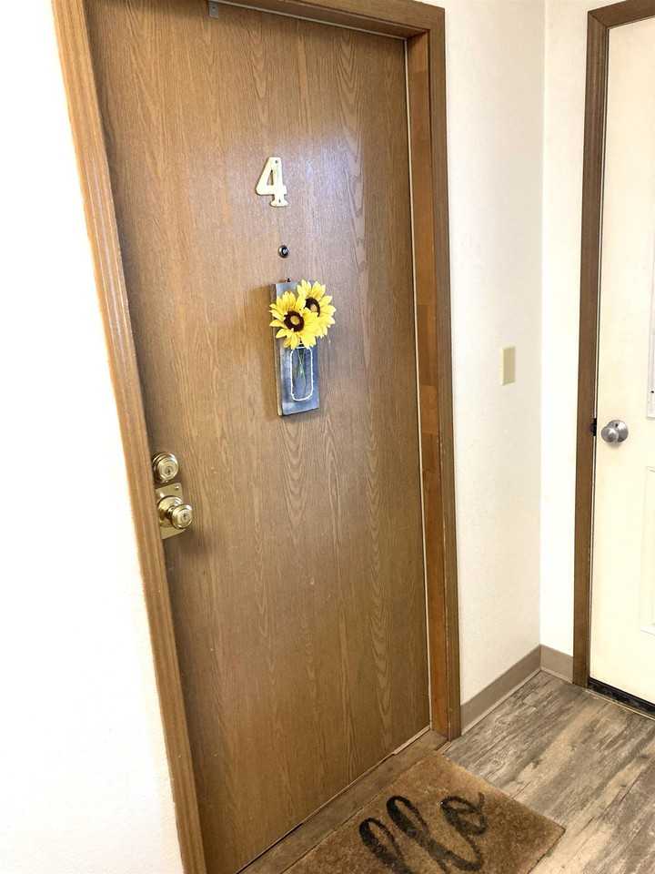 1313 28th Ave #4 - Photo 2 of 11