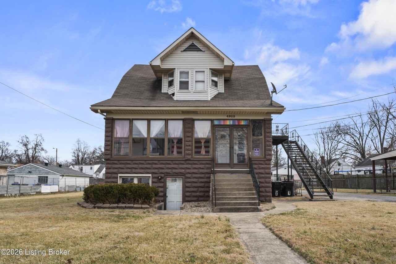 4925 Southside Dr #5 - Photo 3 of 12