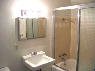 116 H Street - Photo 5 of 9