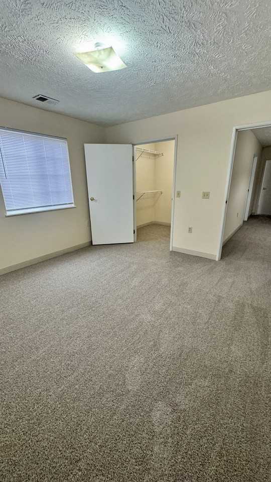 Pinewood Club - Photo 6 of 12