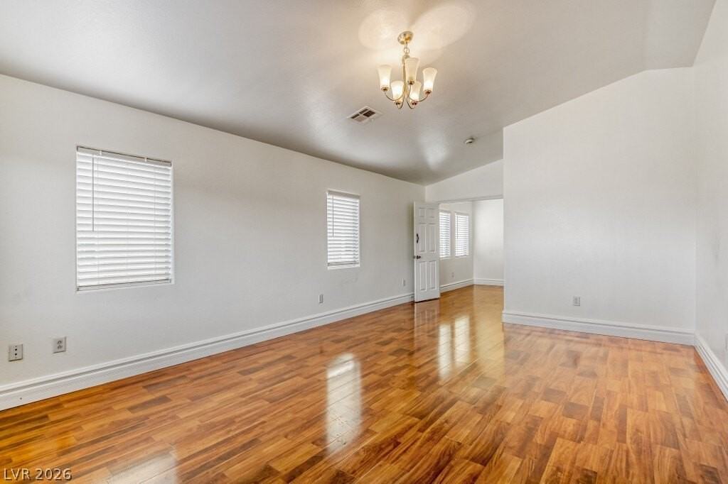 4784 Essen Ct - Photo 7 of 31