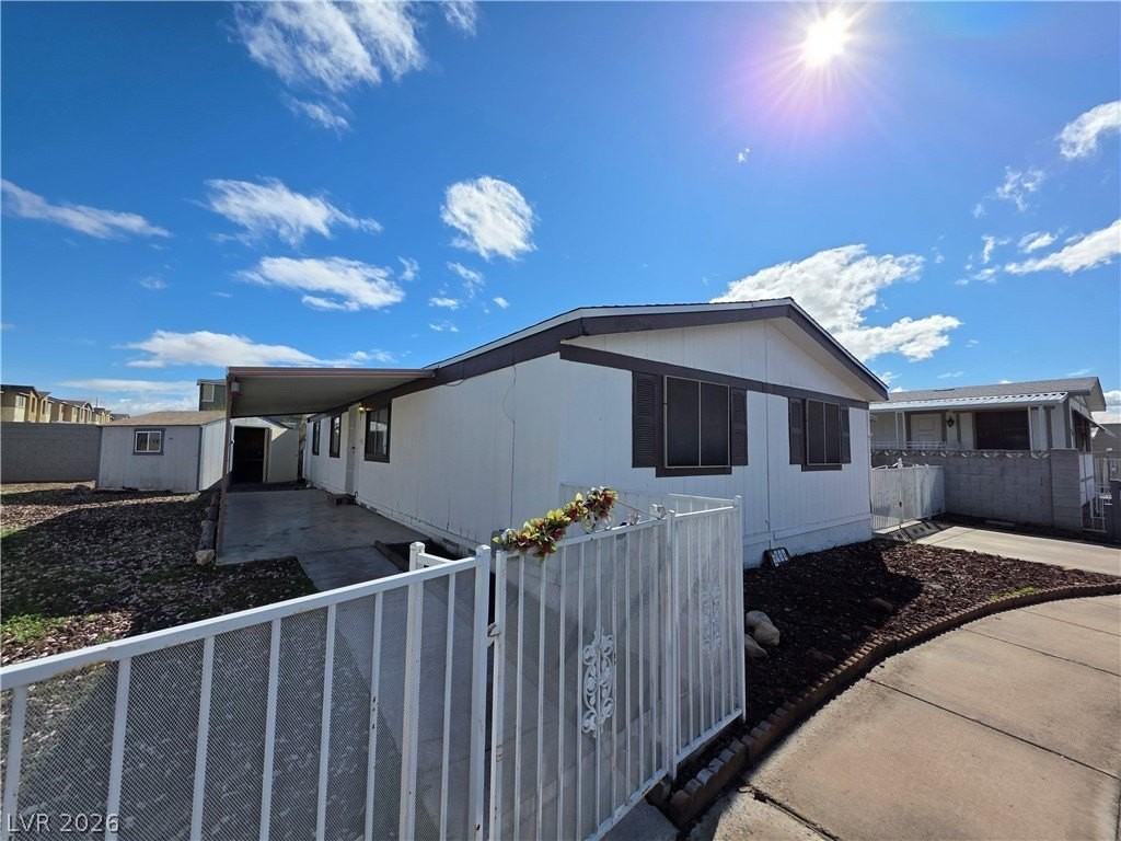 2916 Gavilan Ln - Photo 2 of 50