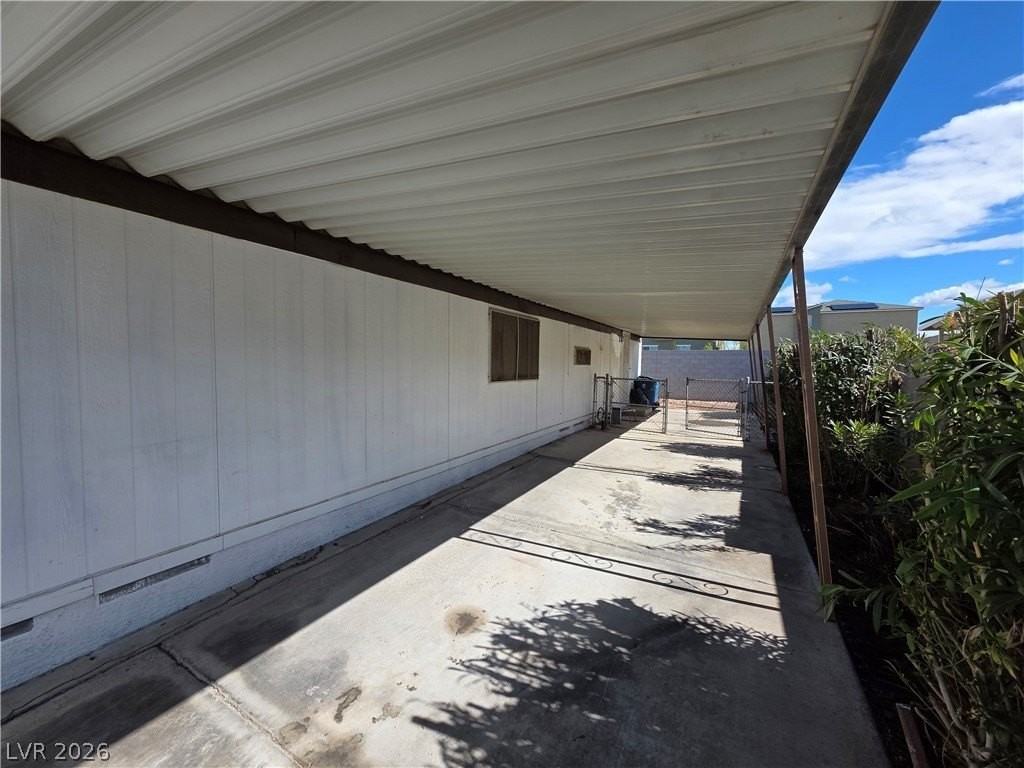 2916 Gavilan Ln - Photo 4 of 50