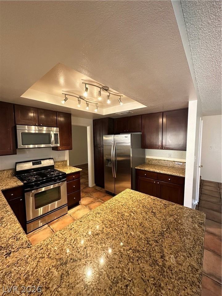 2417 Doherty Way - Photo 4 of 27