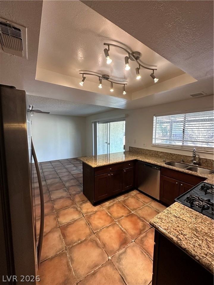 2417 Doherty Way - Photo 5 of 27