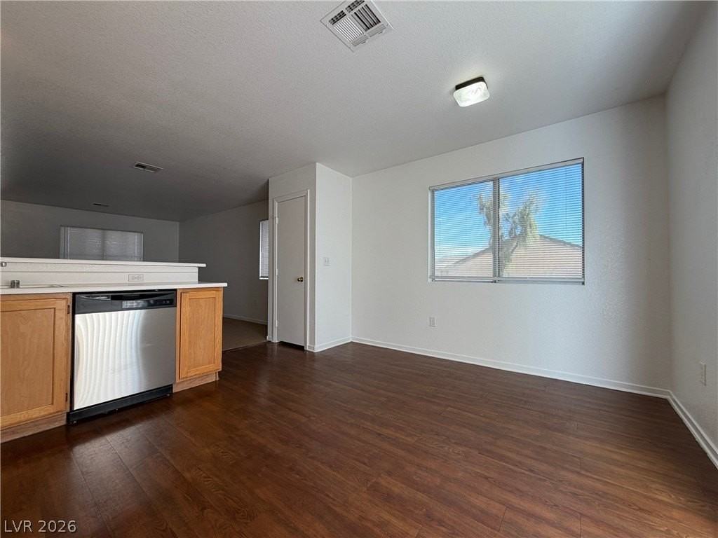 7901 Odysseus Ave - Photo 7 of 16