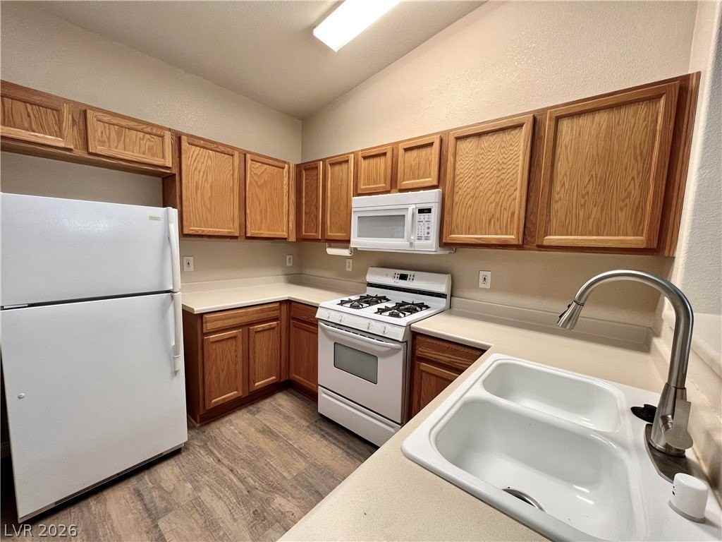 1644 Clint Canyon Dr - Photo 4 of 25