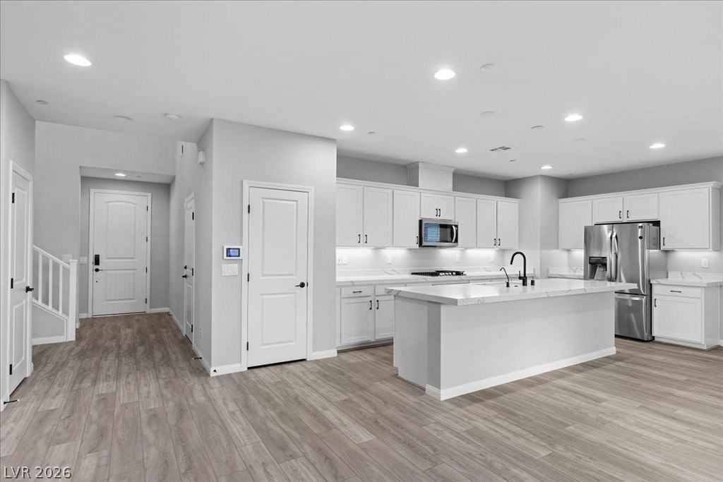 10423 Stroma Ave - Photo 5 of 49