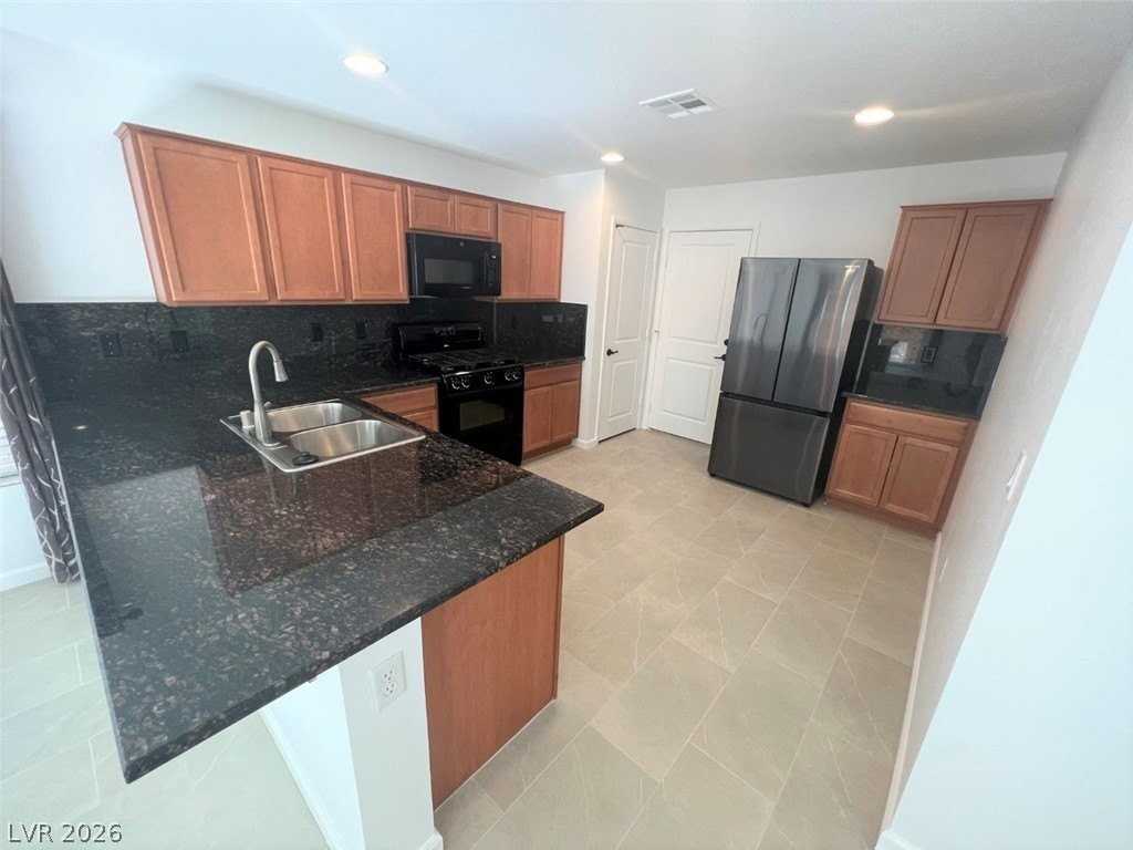 7913 Twin Leaf St - Photo 6 of 17