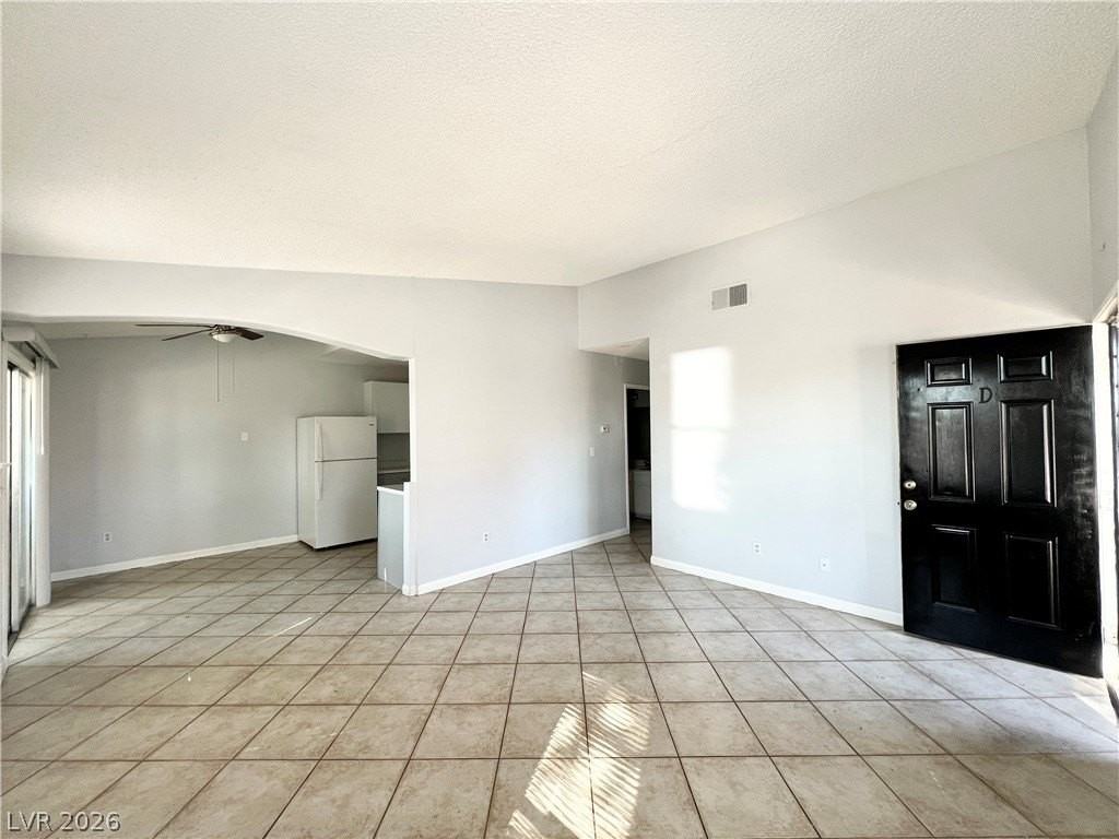 5096 Spencer St #D - Photo 4 of 25