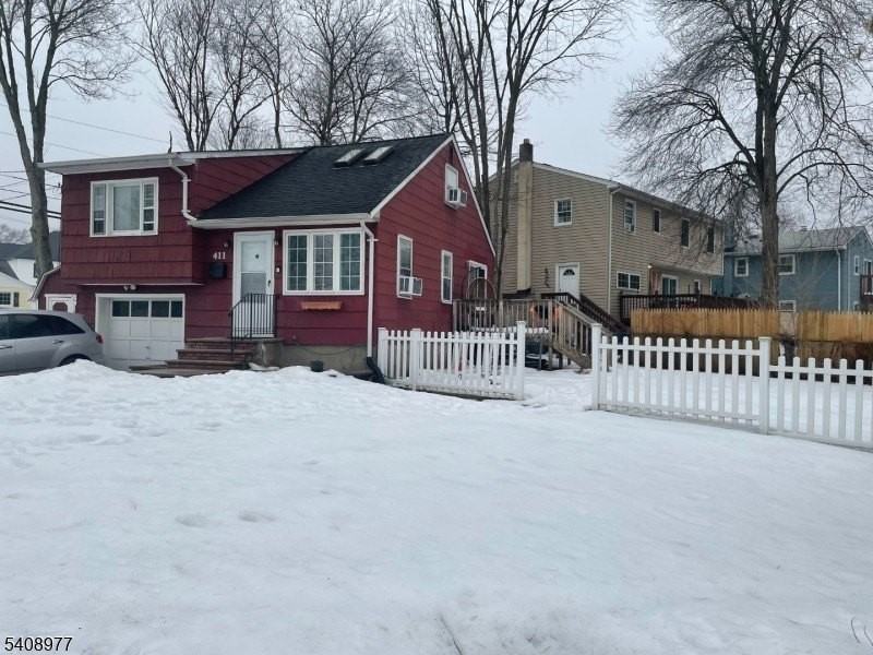 411 Lake Shore Dr - Photo 2 of 14