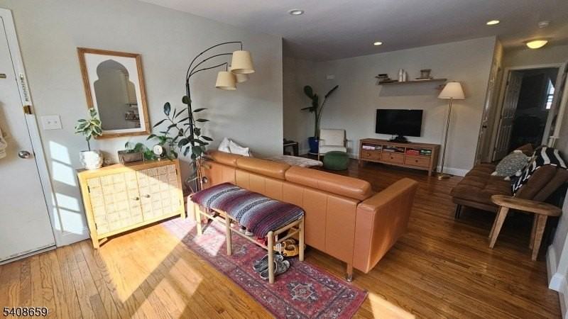 201 Vail St #4A - Photo 2 of 13