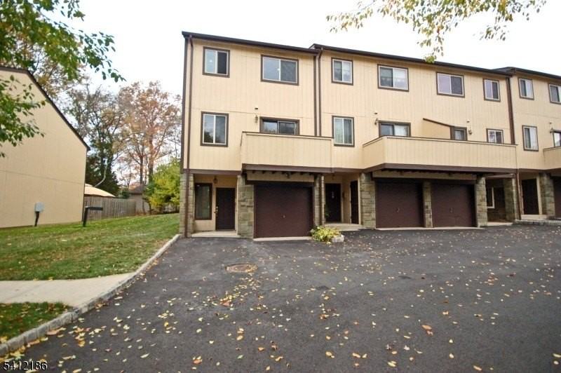 56 Chelsea Way - Photo 2 of 25