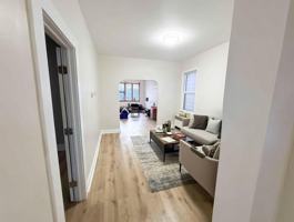 featured image of 71 W 17th St