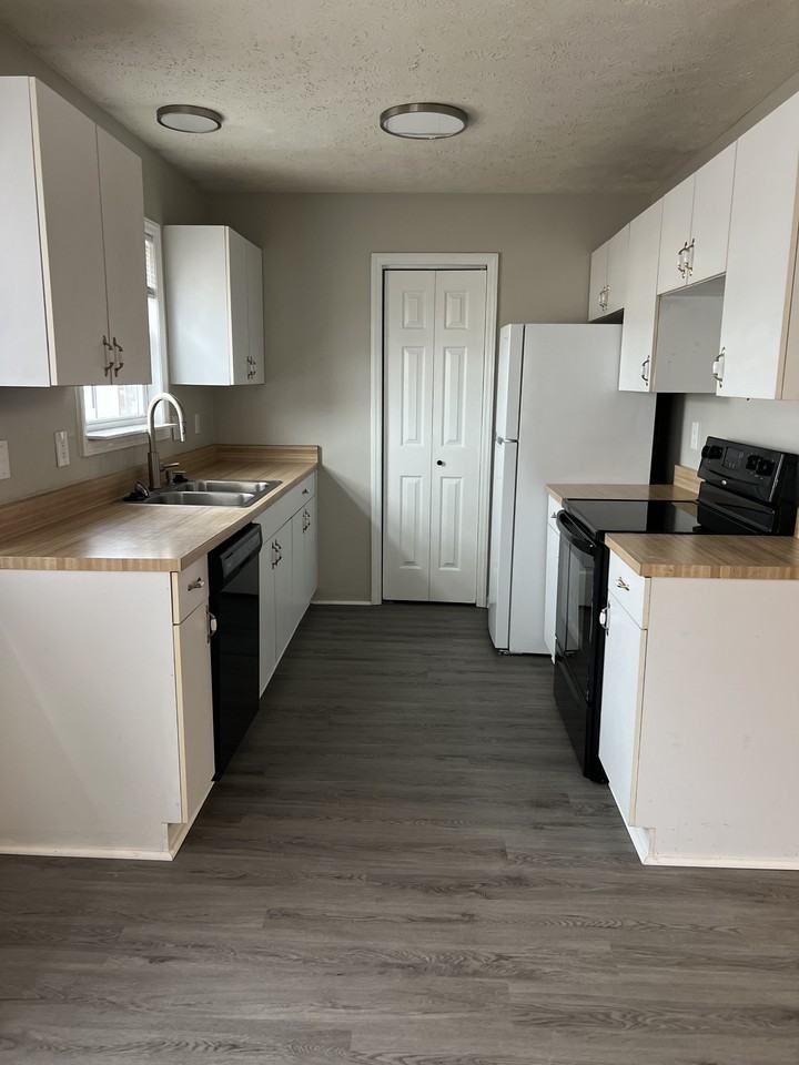 Riverbirch Apartments - Photo 3 of 11
