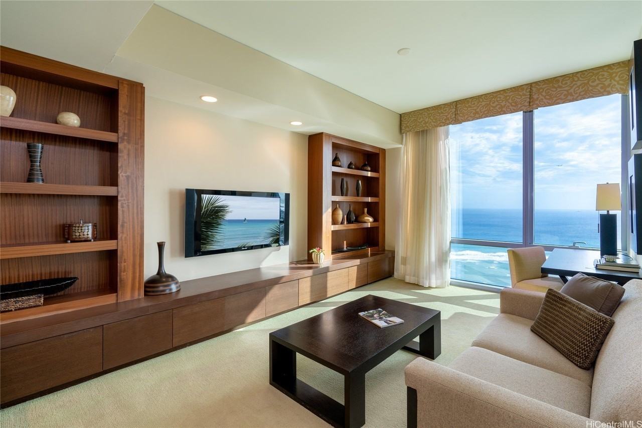 1288 Ala Moana Blvd #39I - Photo 6 of 12