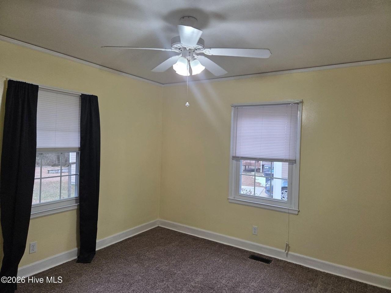 98 Stratford Rd - Photo 6 of 20