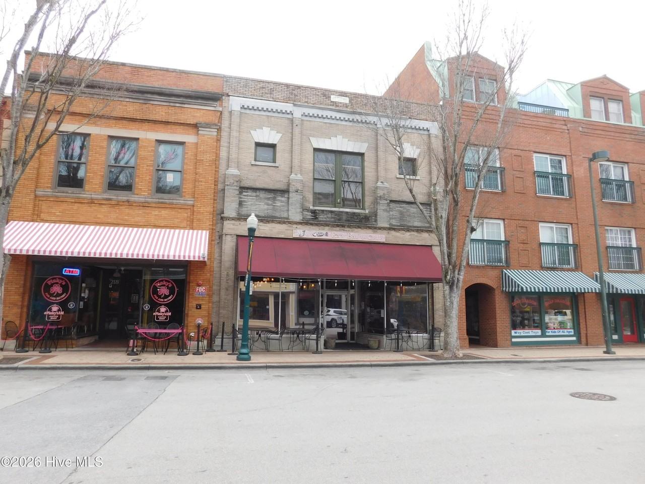 216 Middle St Unit B #B - Photo 2 of 48