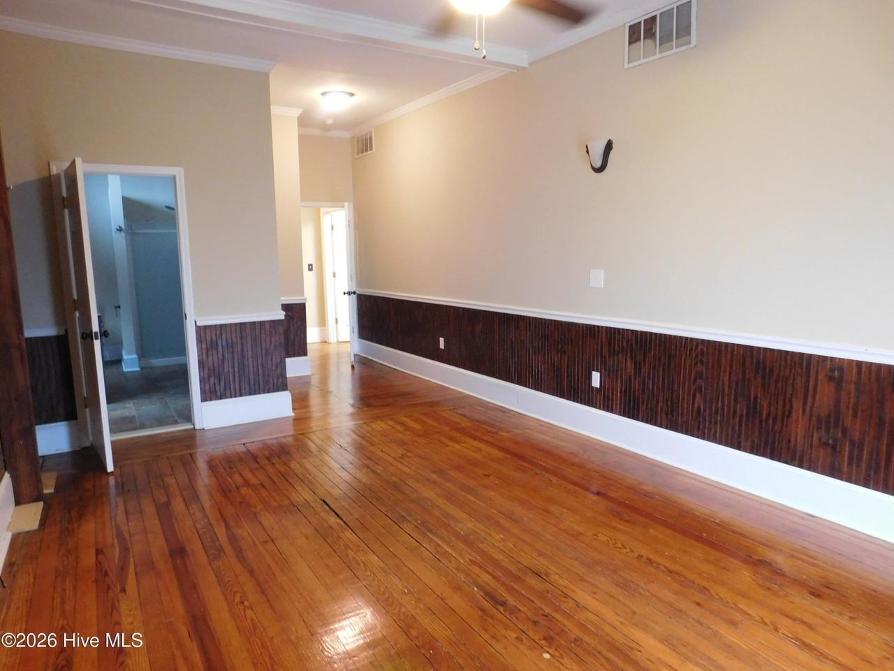 216 Middle St Unit B #B - Photo 7 of 48