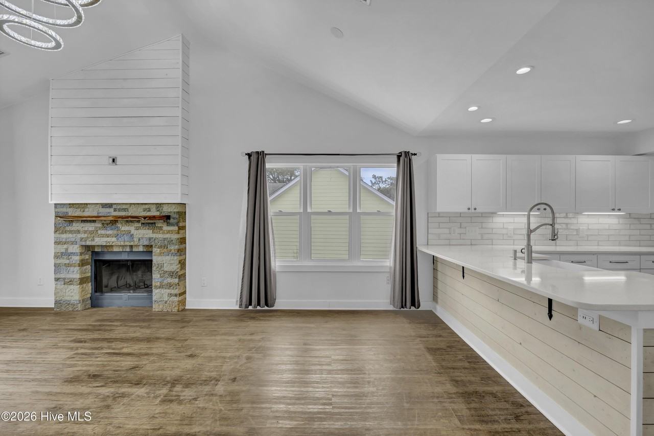 1204 Faulkenberry Rd - Photo 6 of 22