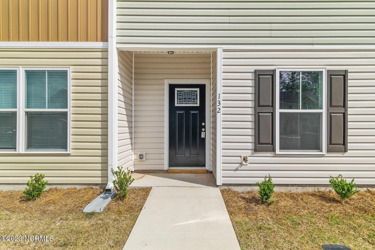 132 Buckhorn Ave - Photo 4 of 33