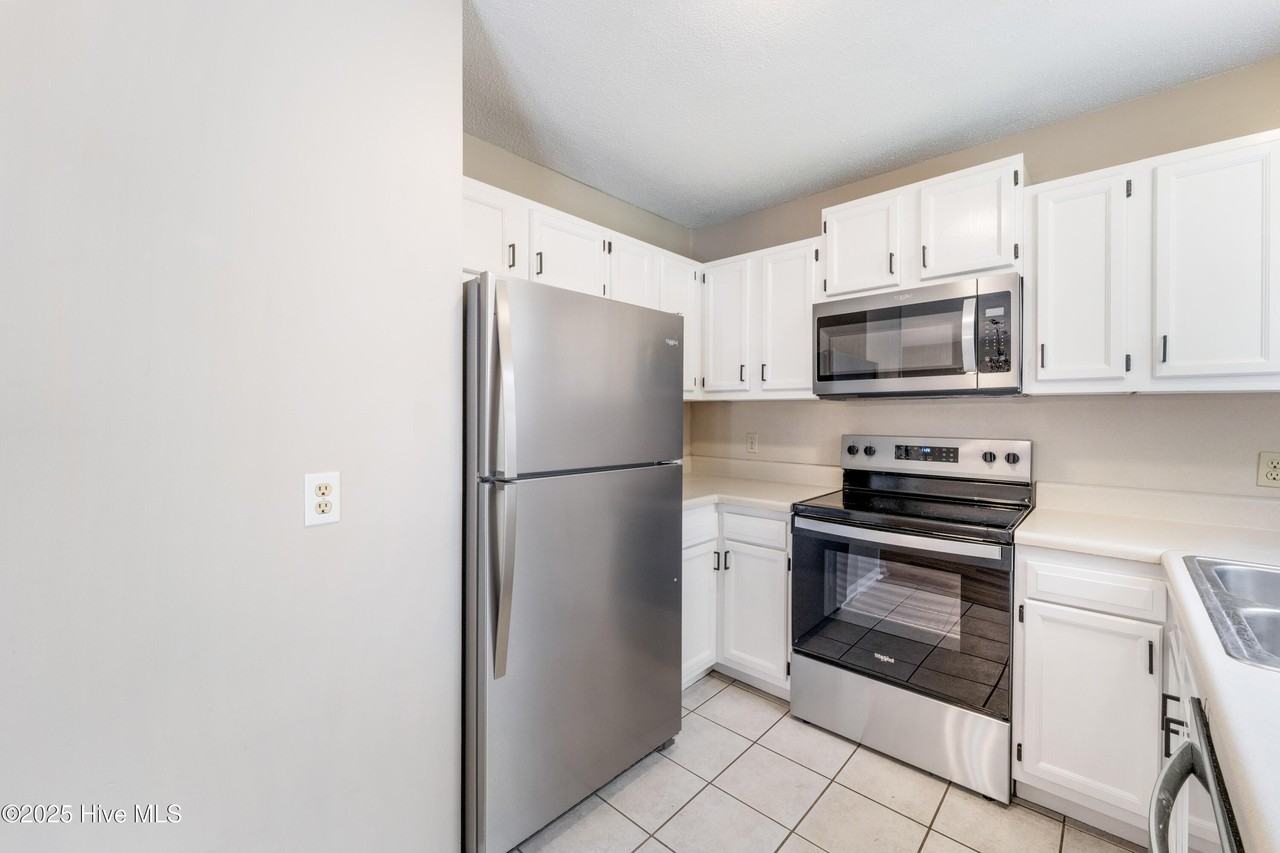 309 Bracken Pl - Photo 6 of 16