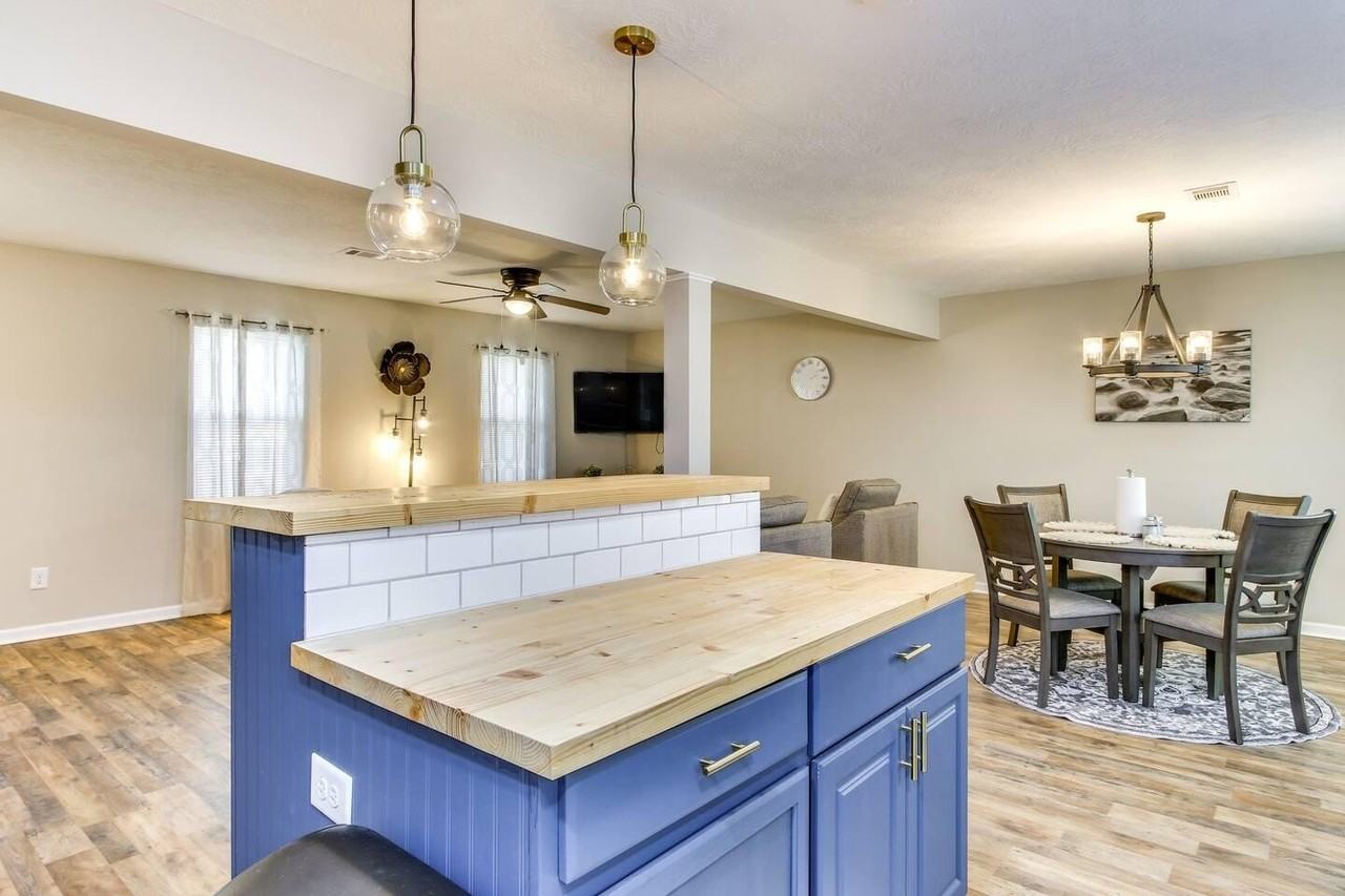 3032 Biscayne Ct - Photo 3 of 25