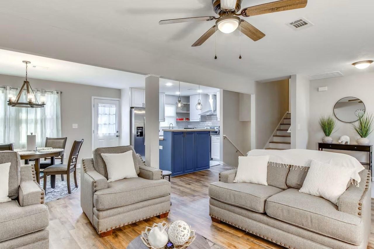 3032 Biscayne Ct - Photo 7 of 25