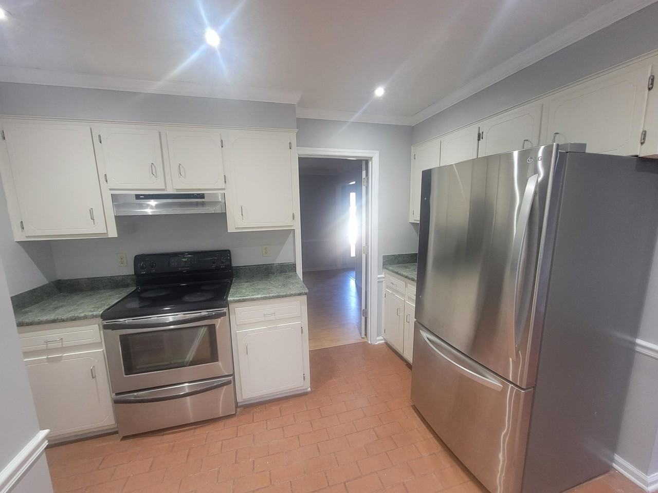 4768 Red Leaf Ct - Photo 7 of 26