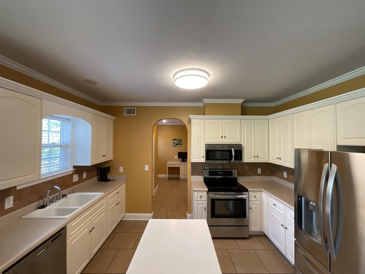 4196 Aerie Cir - Photo 6 of 23