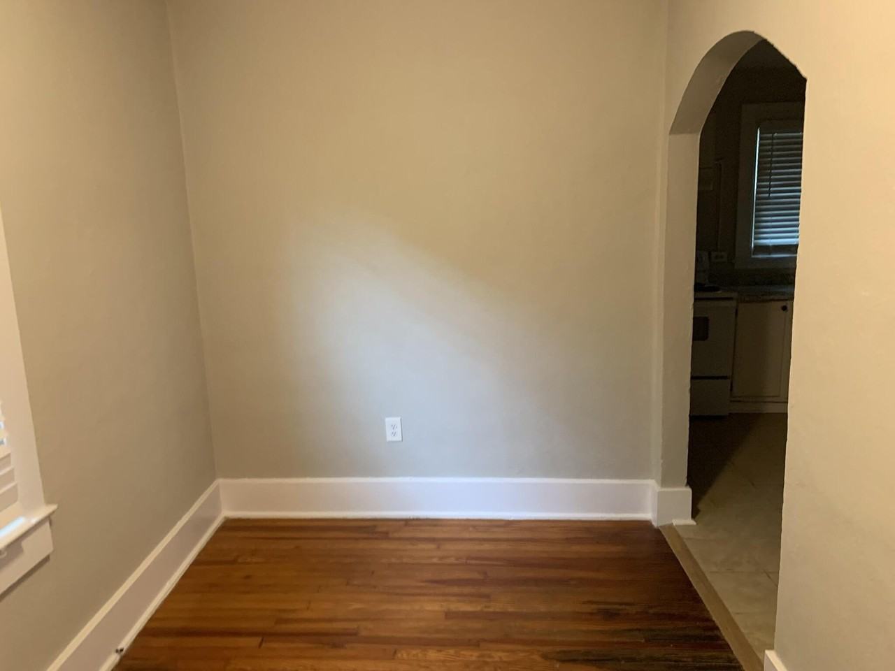 712 Heard Ave - Photo 5 of 18