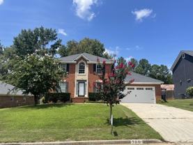 586 Oak Brook Dr - Photo 1 of 1